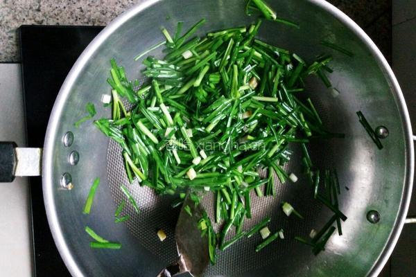 韭菜炒鸡蛋的做法图解6