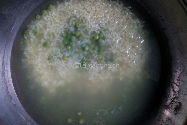 豌豆大米粥的做法图解4