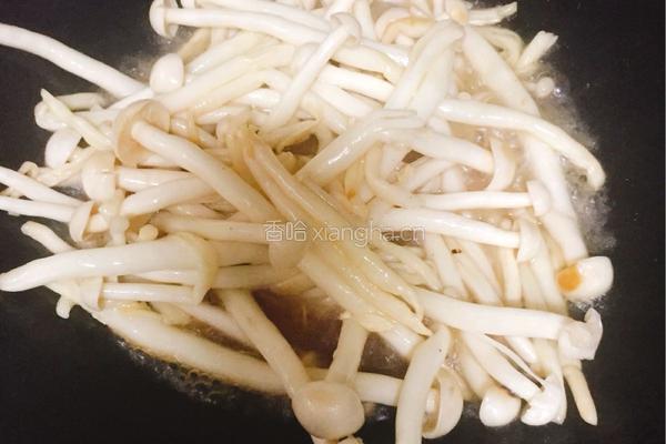 鸡蛋海鲜菇的做法图解5