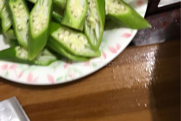 牛肉秋葵的做法图解1
