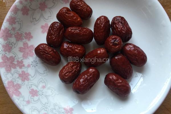 红枣南瓜粥的做法图解3