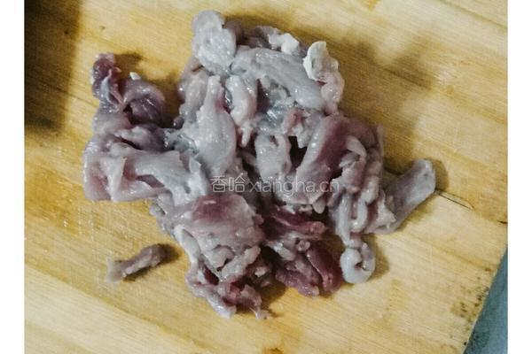 阜阳特色美食粉鸡的做法图解1