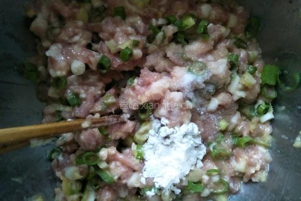 大葱猪肉馅的做法图解6
