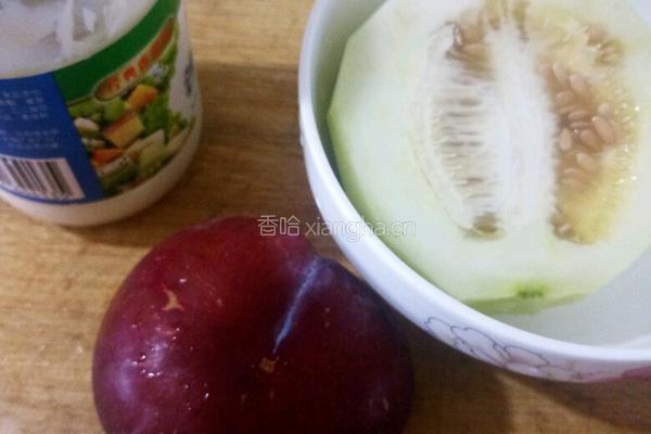 梨瓜李子沙拉（蜜果沙拉）的做法图解1