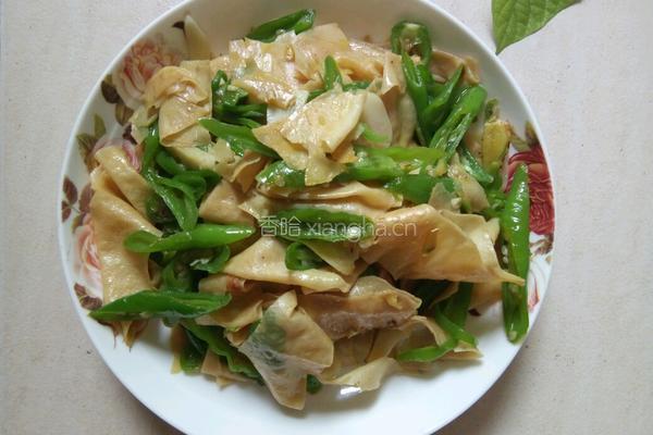 青椒炒豆腐皮的做法图解7