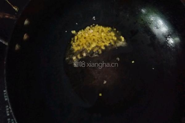 酸豆角炒包心菜的做法图解5