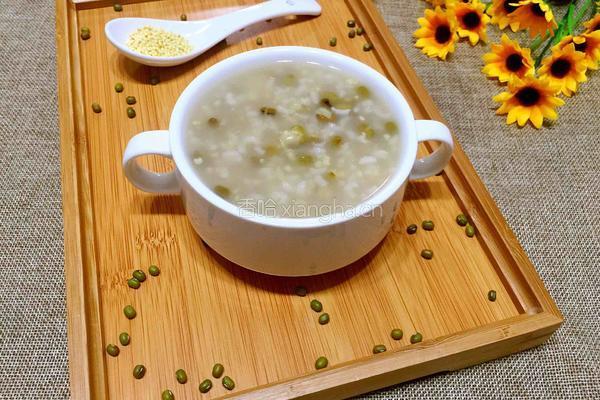 小米绿豆粥的做法图解1