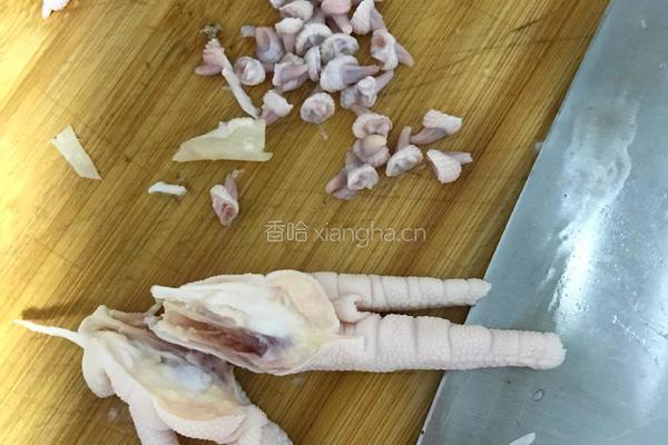 凉拌鸡脚的做法图解2
