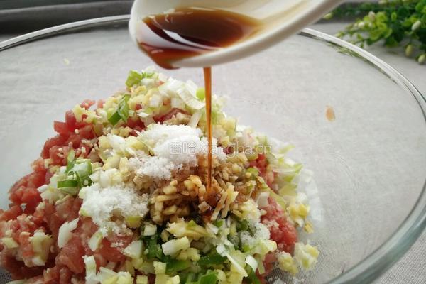 羊肉胡萝卜饺子馅的做法图解6