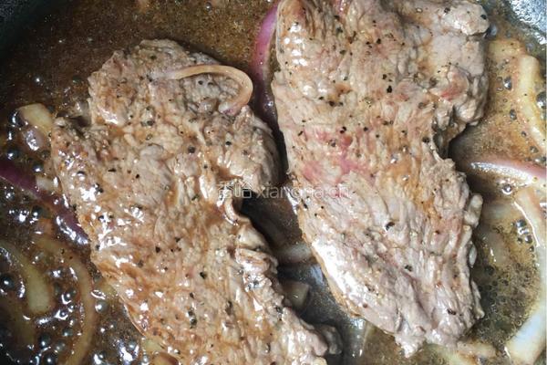 蘑菇牛排饭的做法图解8