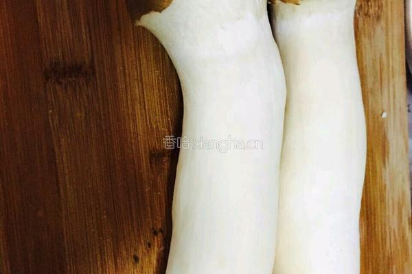 素炒杏鲍菇的做法图解1