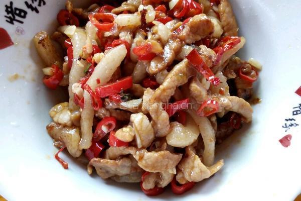 辣椒炒肉的做法图解4