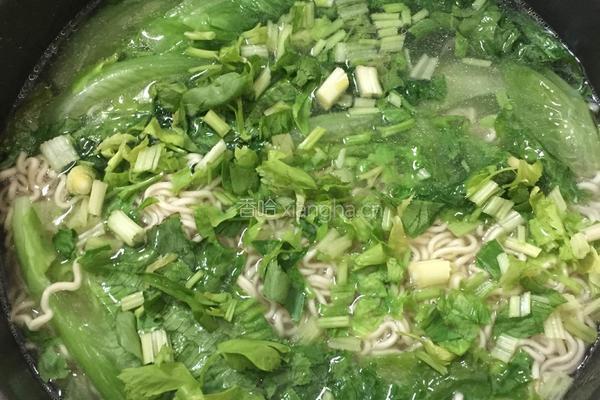 电饭煲筒骨汤面的做法图解6