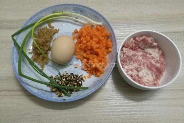 冬菜香菇蒸肉饼的做法图解1