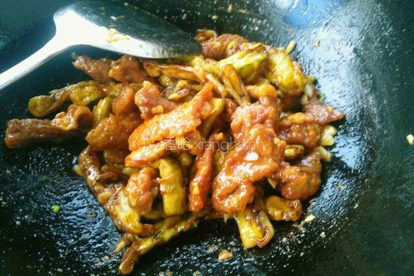 肉段烧茄子的做法图解16