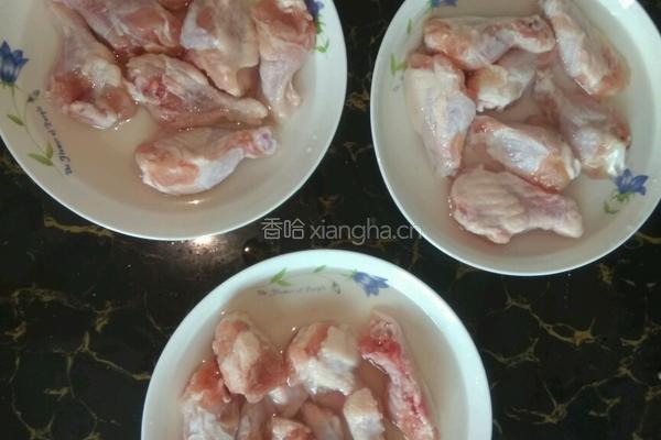 蒜香烤鸡腿的做法图解1