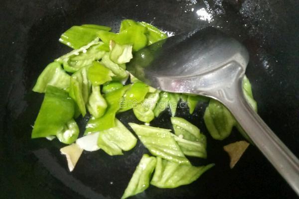 青椒炒杏鲍菇的做法图解7