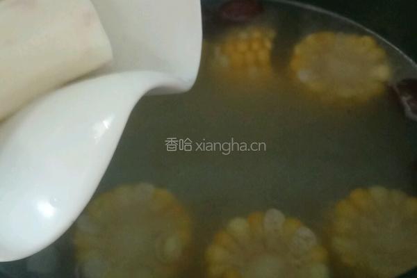 玉米山药排骨汤的做法图解9