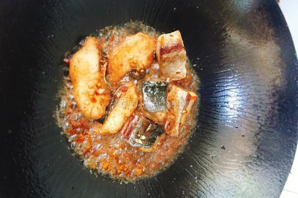 香煎巴沙鱼块的做法图解6