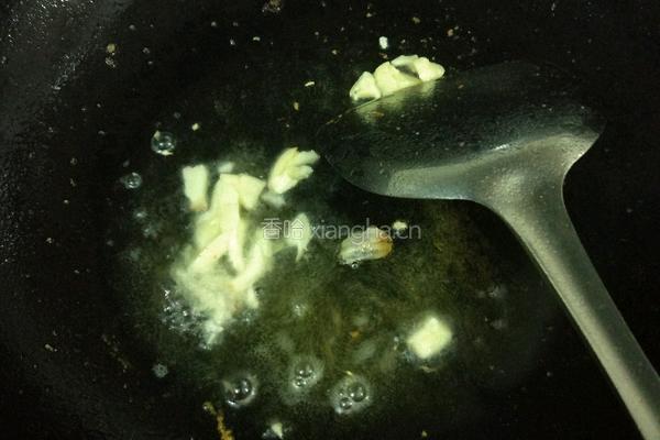 腊肉炒茭白的做法图解5