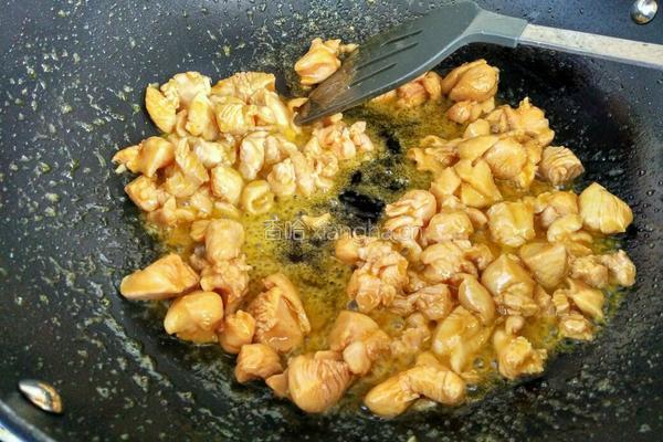 香菇鸡肉蒸饭的做法图解17