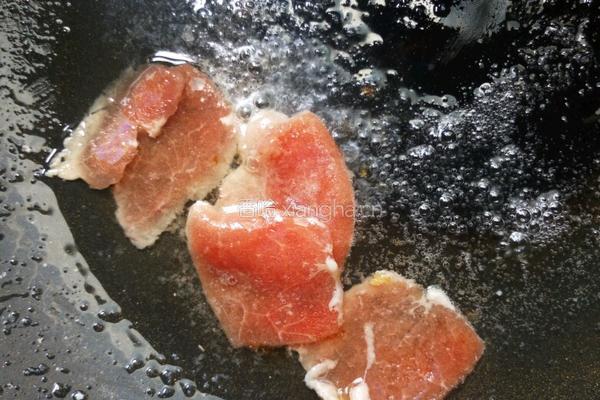 红萰菜肉片汤的做法图解4