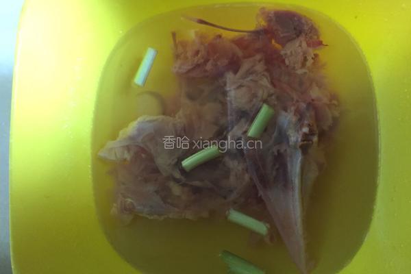 简单鸡汤豆腐串的做法图解2