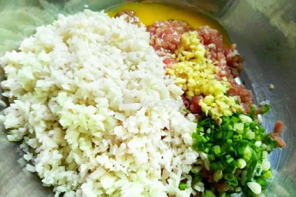 茄汁藕饼的做法图解3