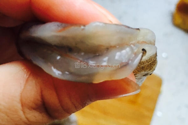 虾仁豆腐汤的做法图解2