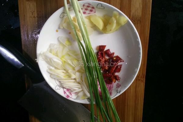 老豆腐烧鱼的做法图解3