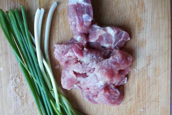 长豆肉饼子的做法图解2