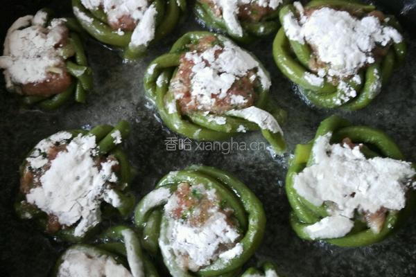 长豆肉饼子的做法图解10