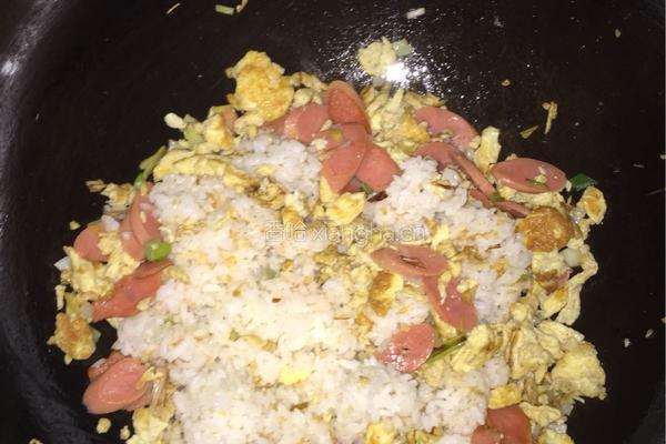 火腿炒饭的做法图解6