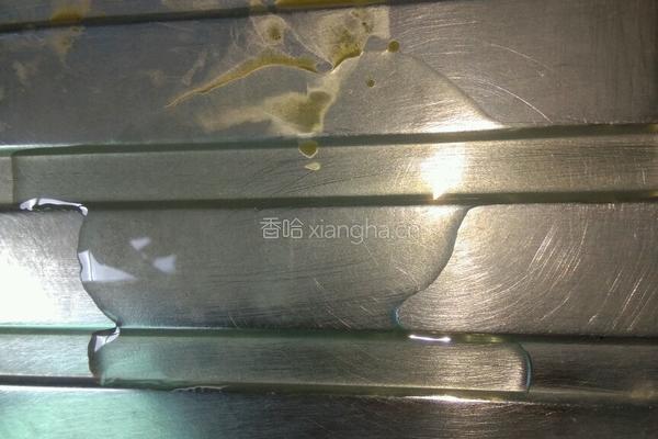 蜜汁鸡翼尖的做法图解1