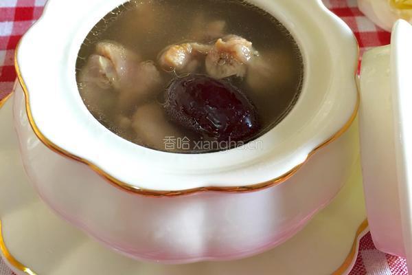 红枣枸杞炖土鸡的做法图解8