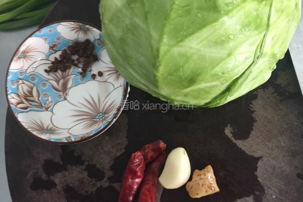炒圆生菜的做法图解1