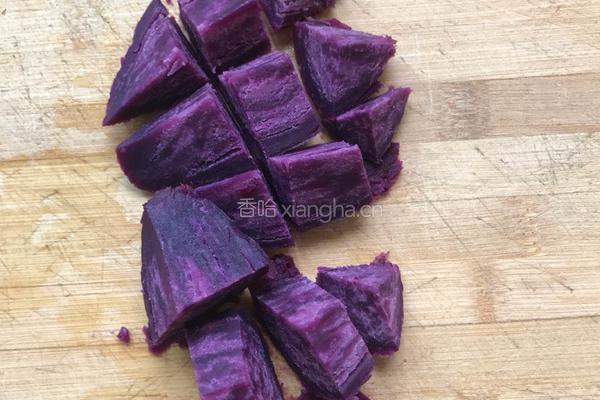 紫薯牛奶芋圆西米露的做法图解2