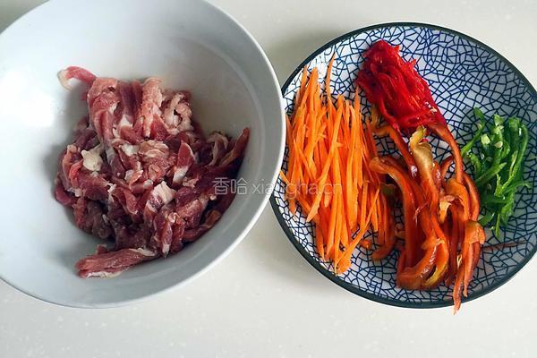彩椒胡萝卜肉丝盖饭的做法图解3