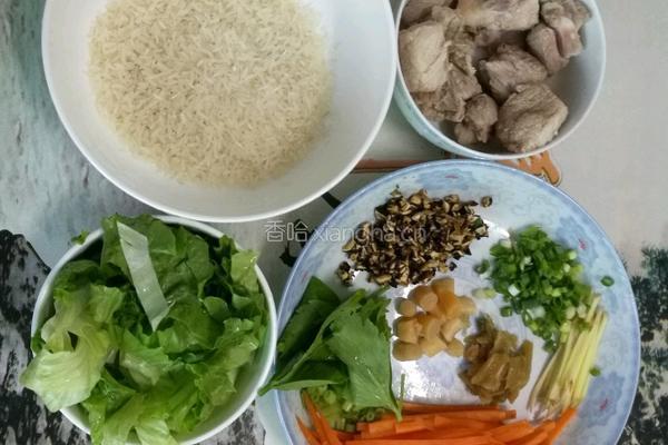 香菇瑶柱排骨粥的做法图解2