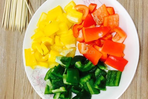 缤纷烤肉串的做法图解4