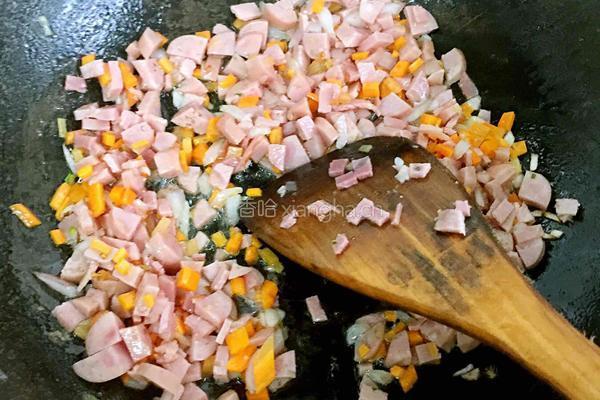 花样炒饭的做法图解7