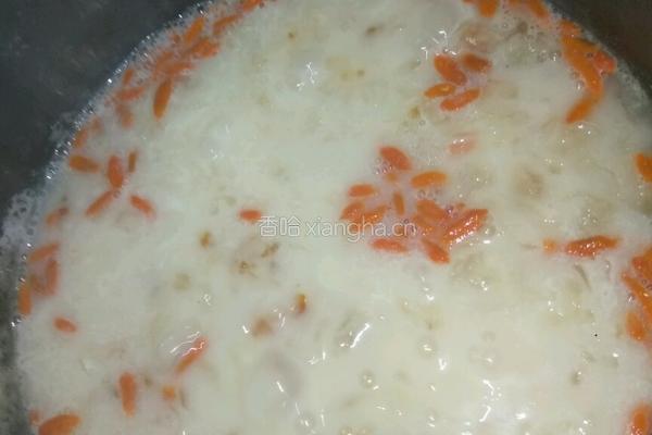 雪耳桃胶糖水的做法图解5