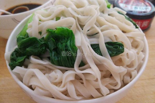 香菇酱拌面的做法图解4