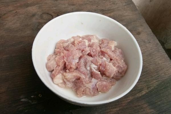 宫保酸甜肉丁的做法图解4