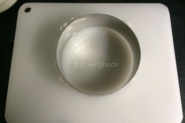 自制樱花慕斯蛋糕的做法图解5