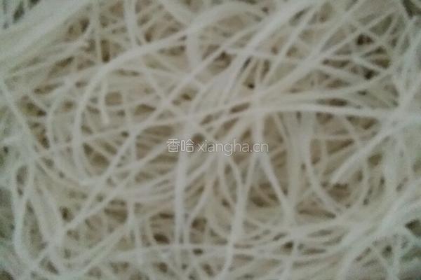 猪油炒粉干的做法图解2