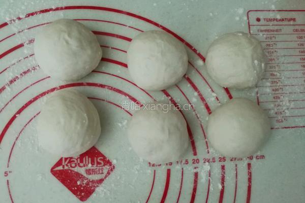 豆沙面包的做法图解4
