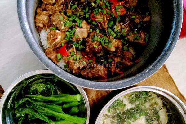 电饭煲蒸排骨饭的做法图解7