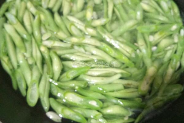 四季豆炒肉的做法图解5