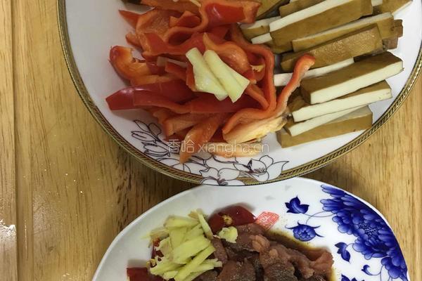 大头菜炒肉丝的做法图解2